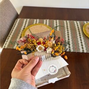 Handmade dried wildflower hair comb from Etsy ($72 value)